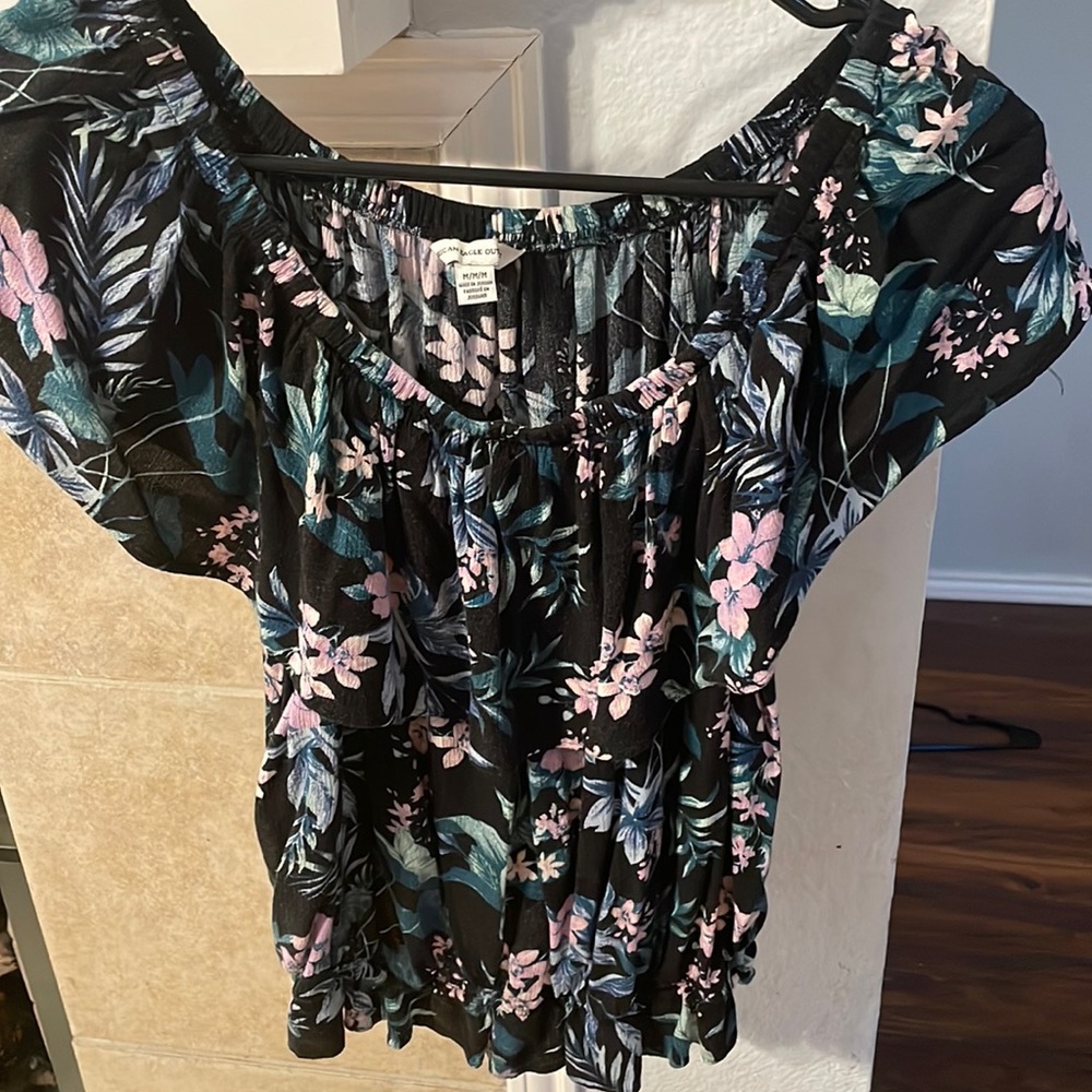 American Eagle off the shoulder crop top